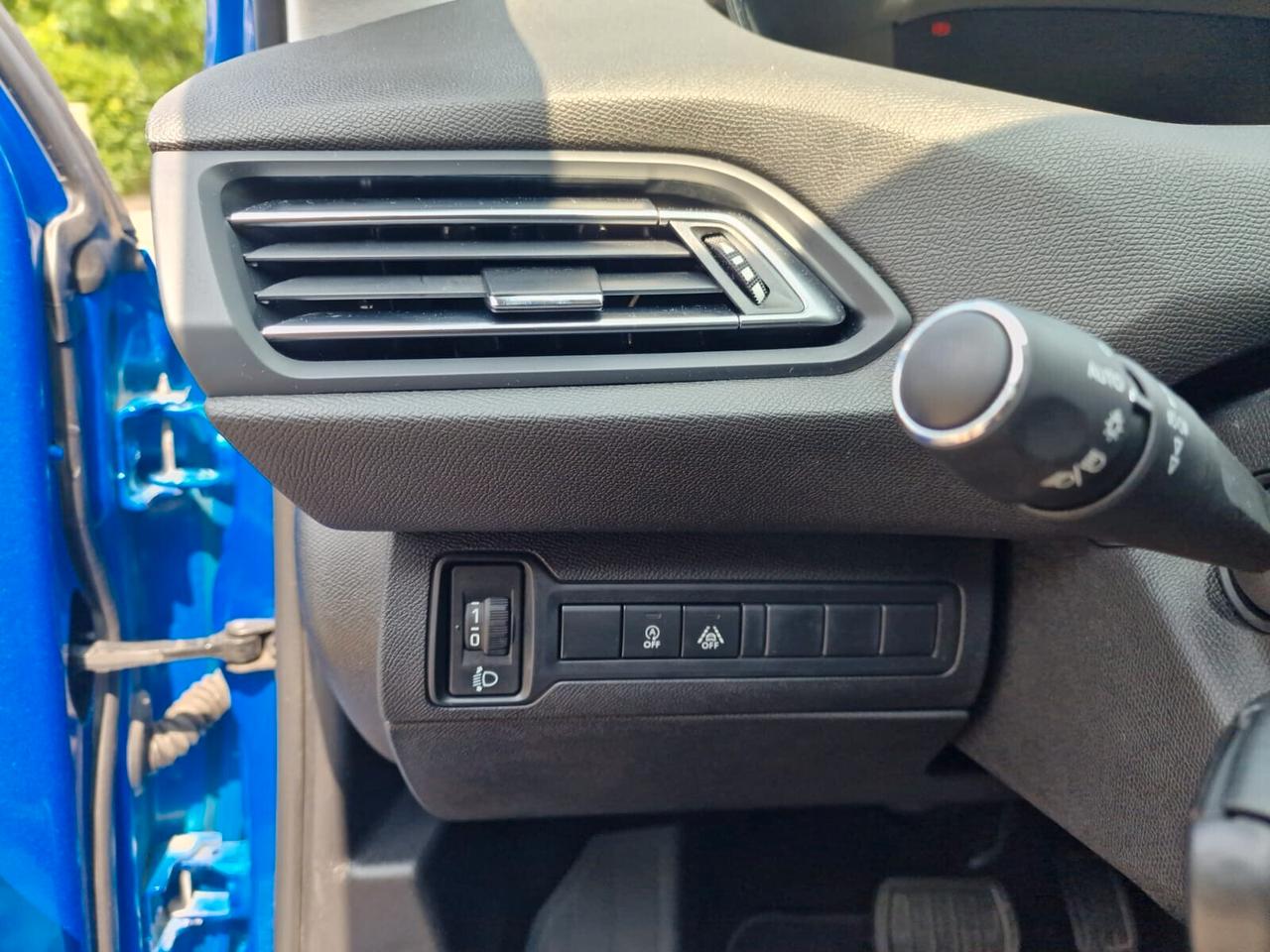 Peugeot 308 BlueHDi 130 S&S Allure