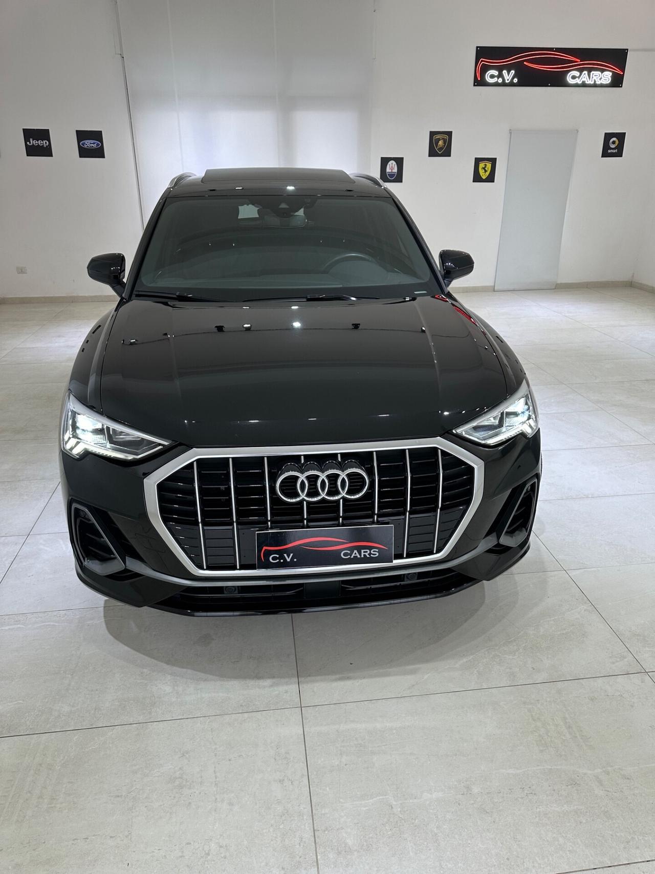 Audi Q3 2.0 TDI 150 CV S tronic S line Edition TOTAL BLACK CON TETTO