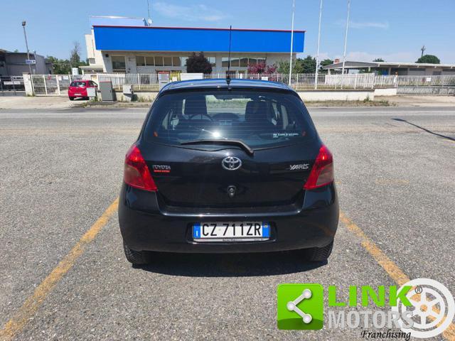 TOYOTA Yaris 1.3 5 porte
