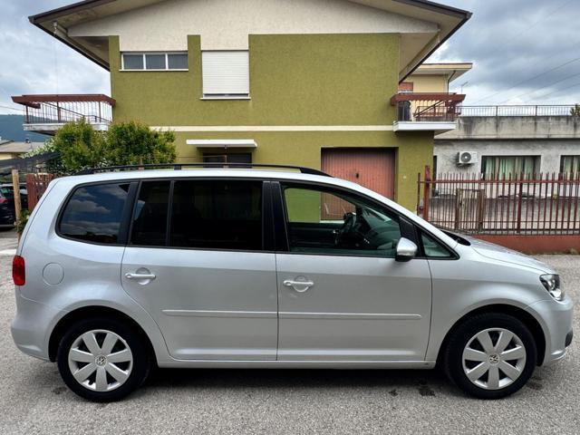 VOLKSWAGEN Touran 1.6 TDI DSG Comfortline