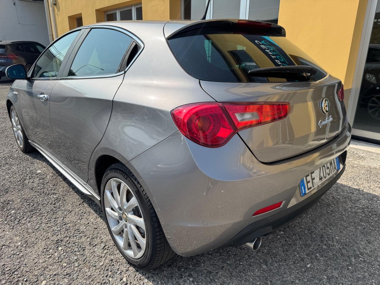 Alfa Romeo Giulietta 1.6 JTDm-2 105 CV Distinctive