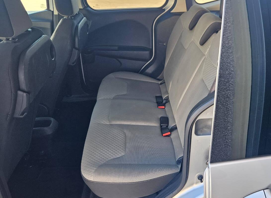 Ford Tourneo Courier 1.5 tdci 95cv titanium E6