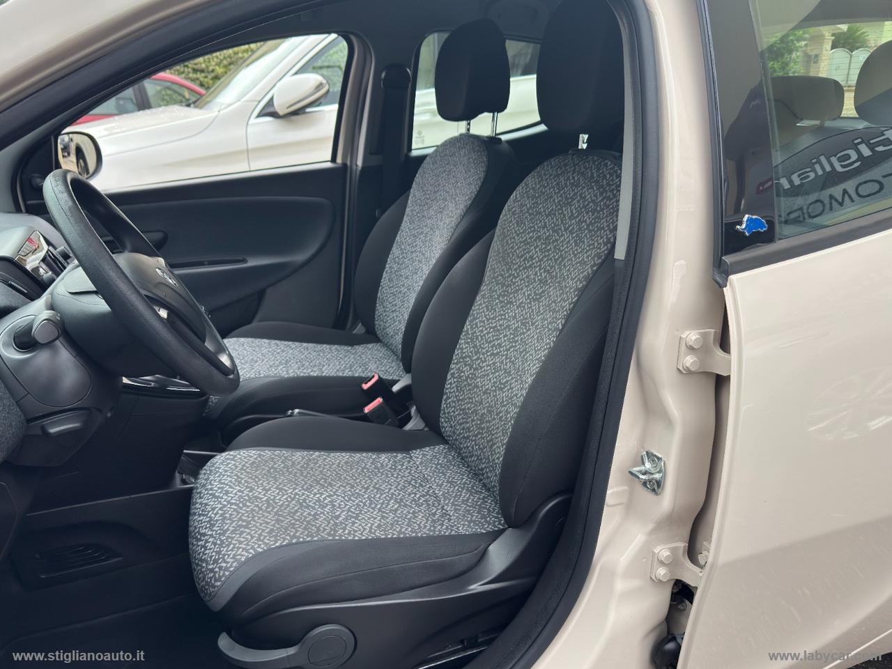 LANCIA Ypsilon 1.2 69 CV 5p. GPL Ecochic Ele.Bl