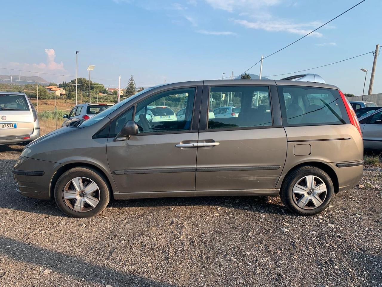 Fiat Ulysse 2.0 MJT 120 CV Emotion