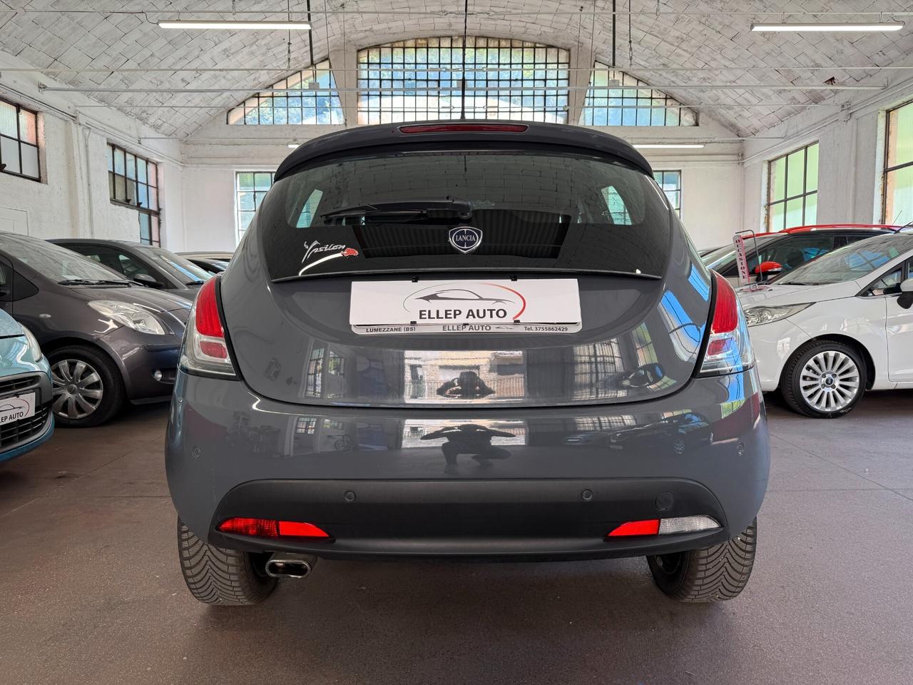 Lancia Ypsilon 1.2 69 CV 5 porte Elefantino