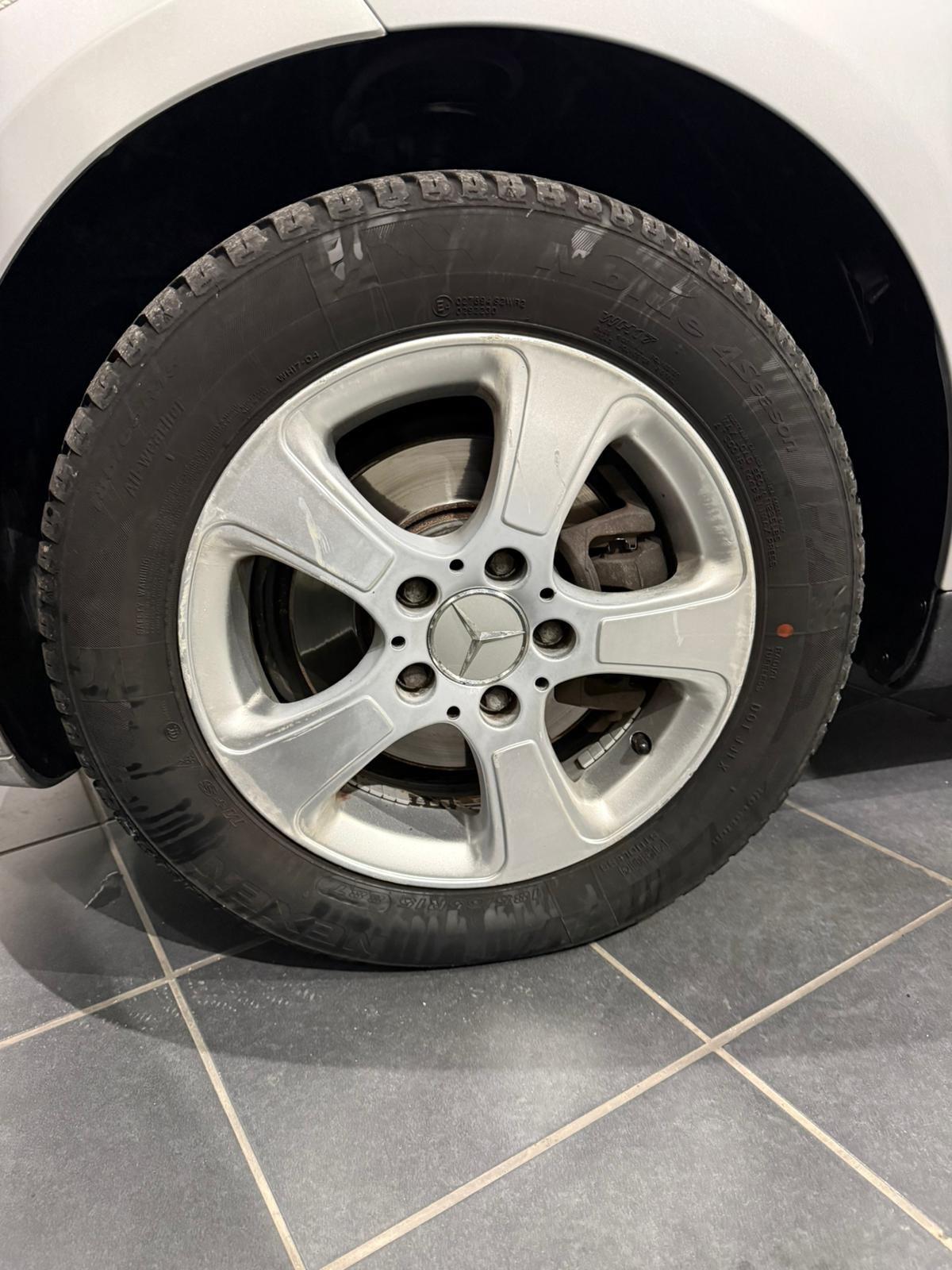 Mercedes A 160 CDI - NEOPATENTATI