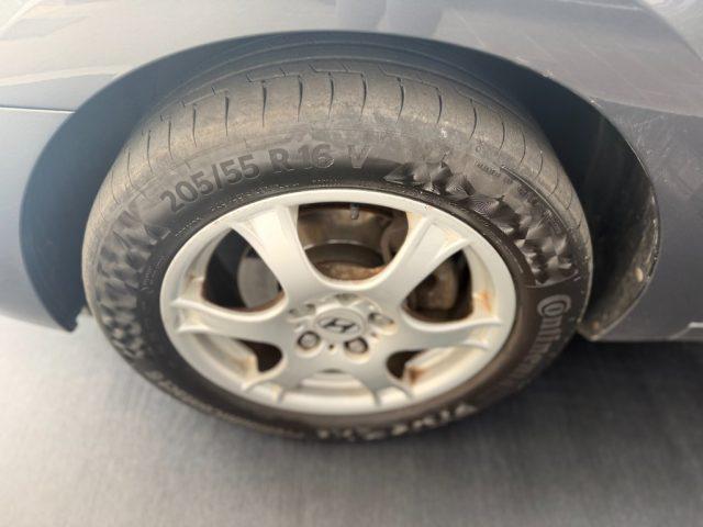 HYUNDAI i30 CW 1.4 16V 109CV BlueDr. GPL Active