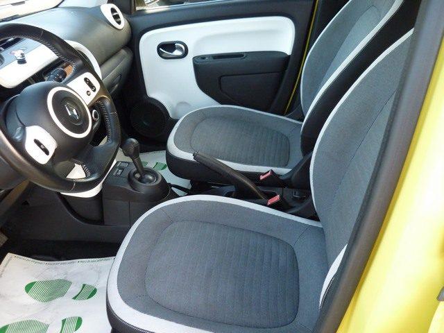 RENAULT Twingo SCe EDC Lovely