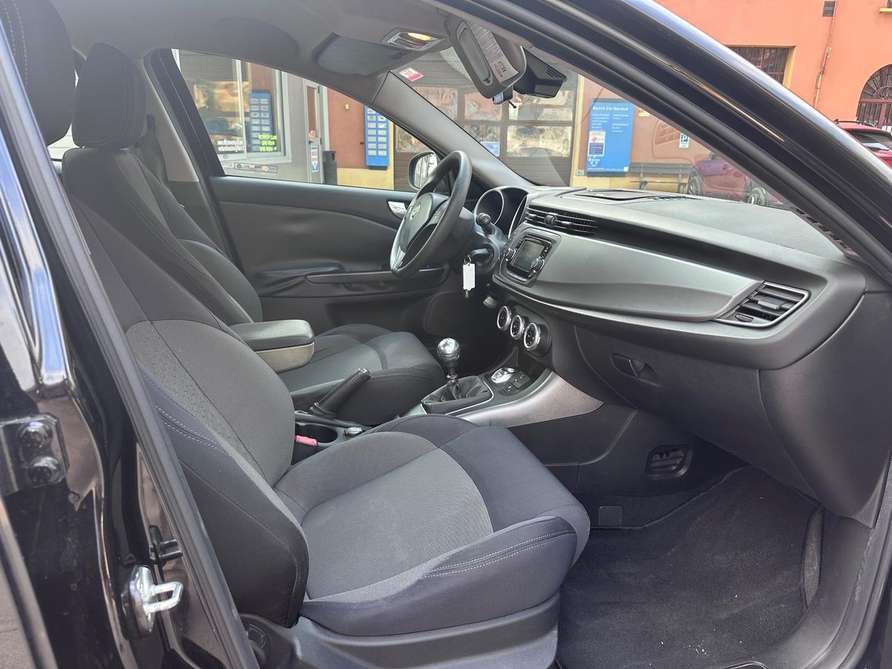 Alfa Romeo Giulietta 1.6 JTDm-2 105 CV Exclusive