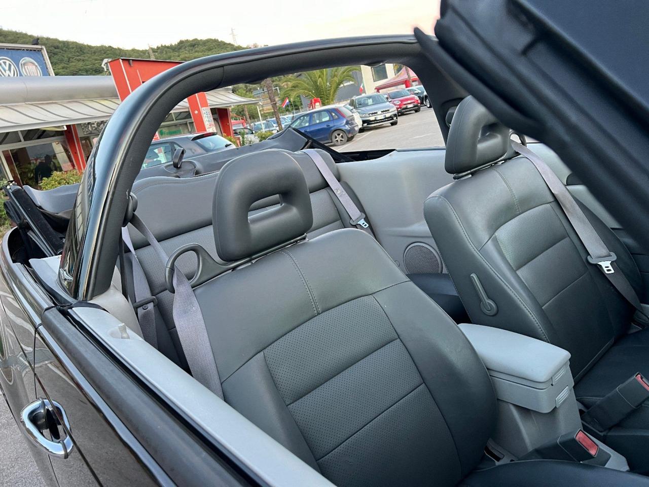 Chrysler PT Cruiser 2.4 LIMITED CABRIO