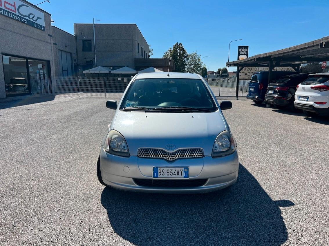 Toyota Yaris Yaris 3p 1.0 - 102.500 KM - NEOPATENTATI