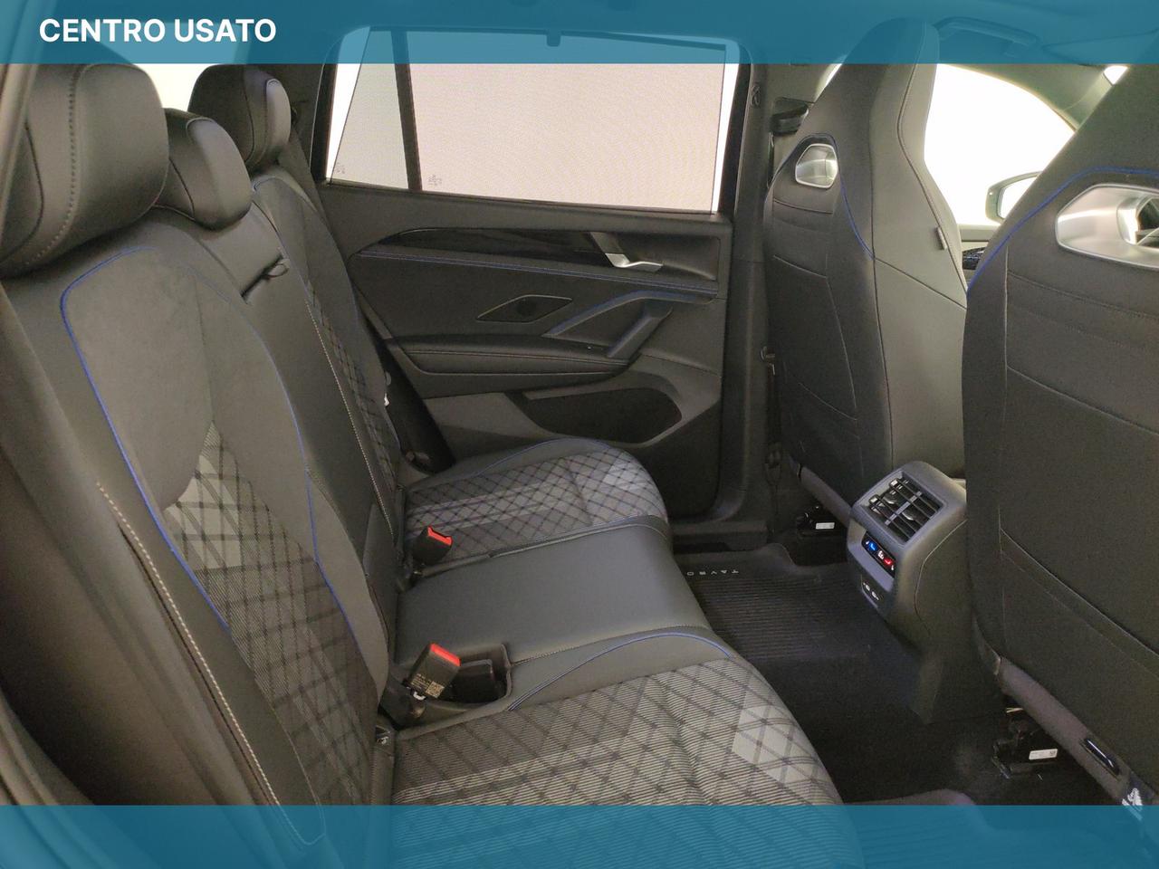 eHybrid 1.5 TSI R-Line Plus 204 CV DSG