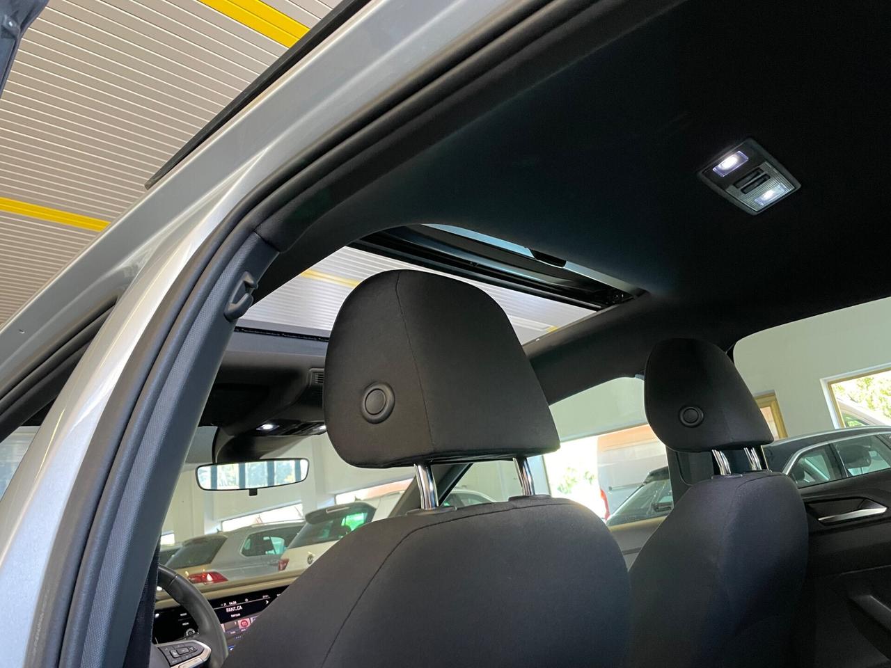 Volkswagen Taigo 1.0 TSI 110 CV DSG R-Line
