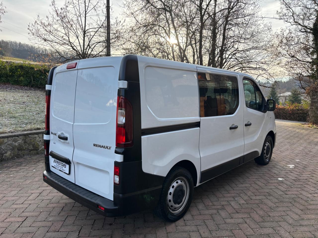 Renault Trafic T27 2.0 dCi 120CV 6 POSTI - 05/2021