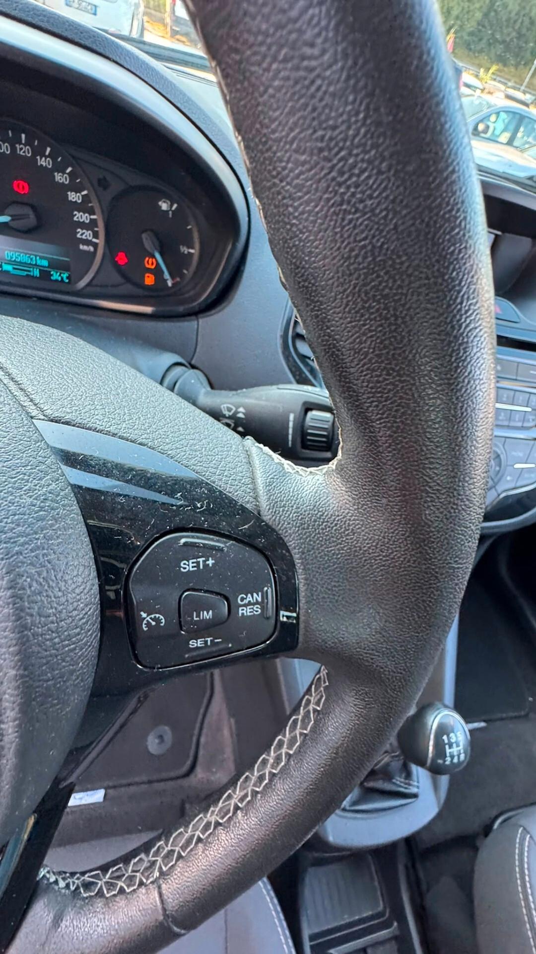 Ford Ka Ka+ 1.2 8V 69CV Titanium