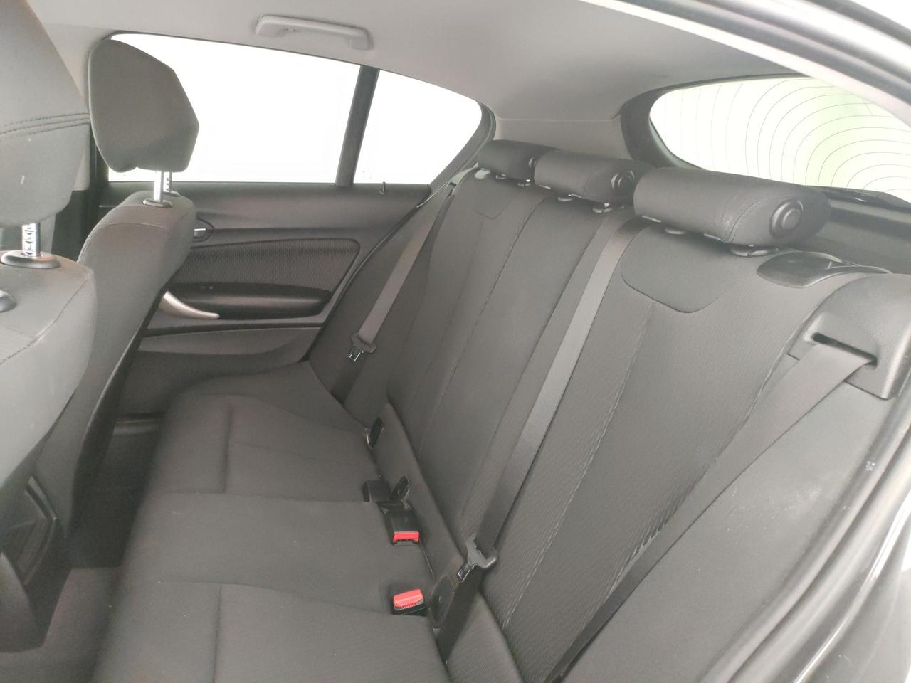 BMW 116d Business 5p