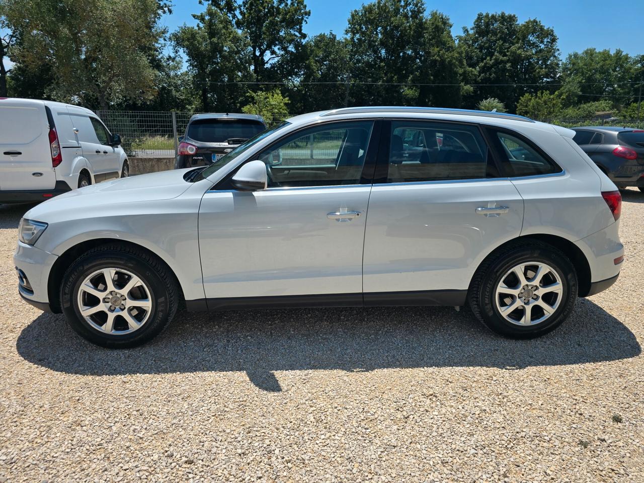 Audi Q5 2.0 TDI 150 CV clean diesel Advanced