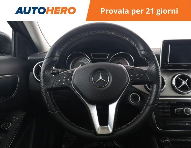 MERCEDES-BENZ GLA 200 CDI Sport