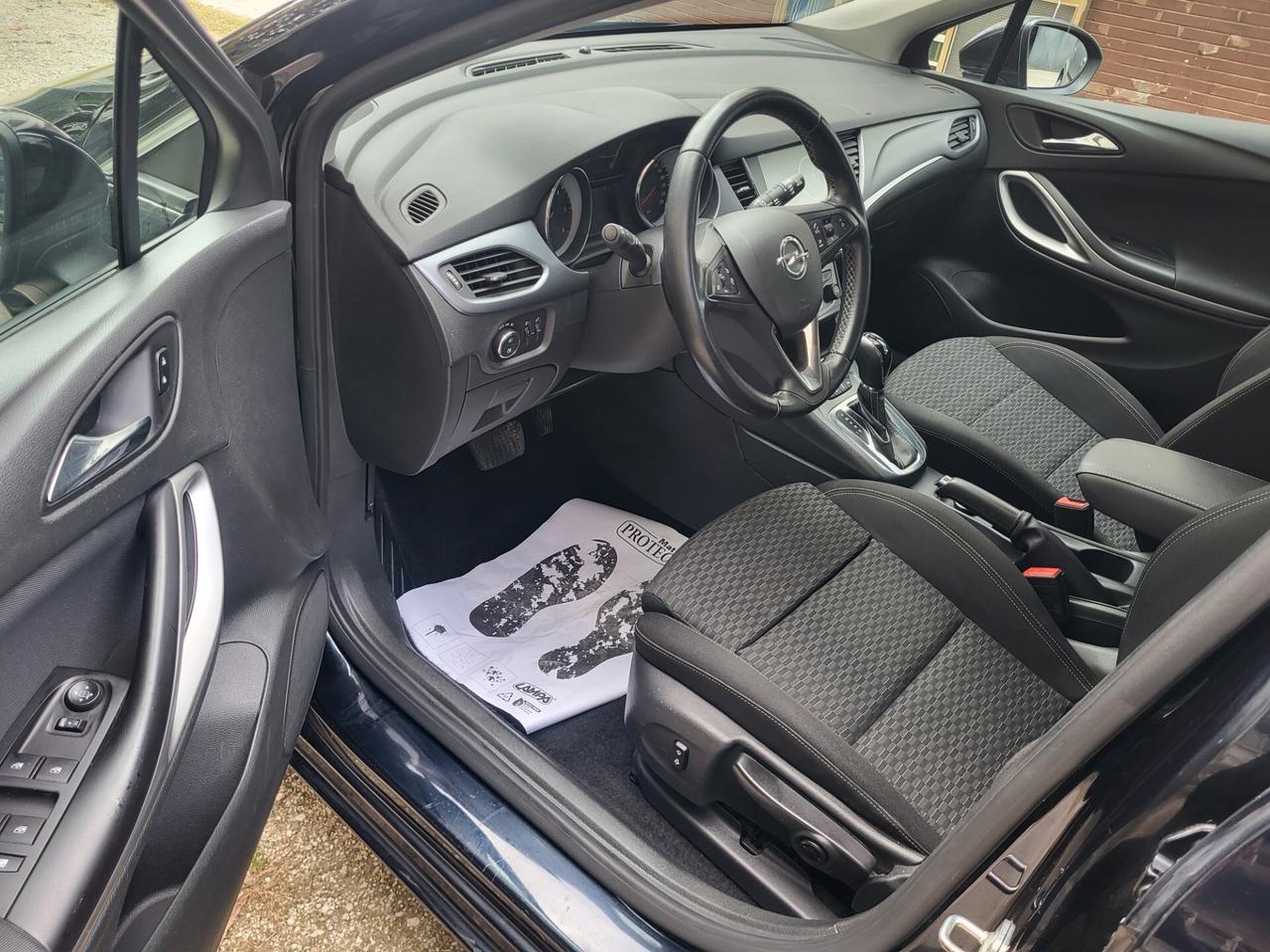Opel Astra 1.6 CDTi 136CV Start&Stop Sports Tourer Dynamic