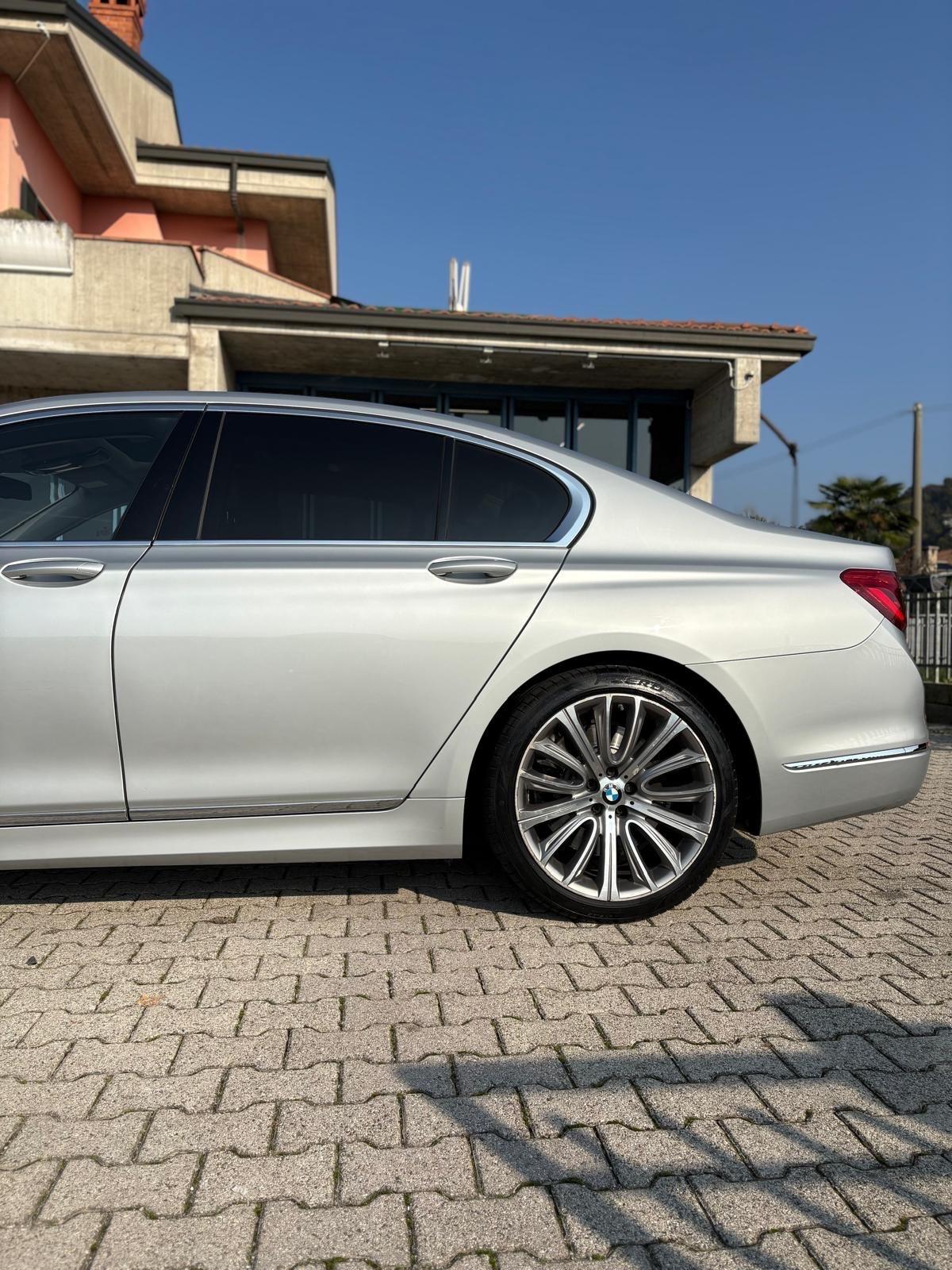 Bmw 750 750i xDrive Eccelsa