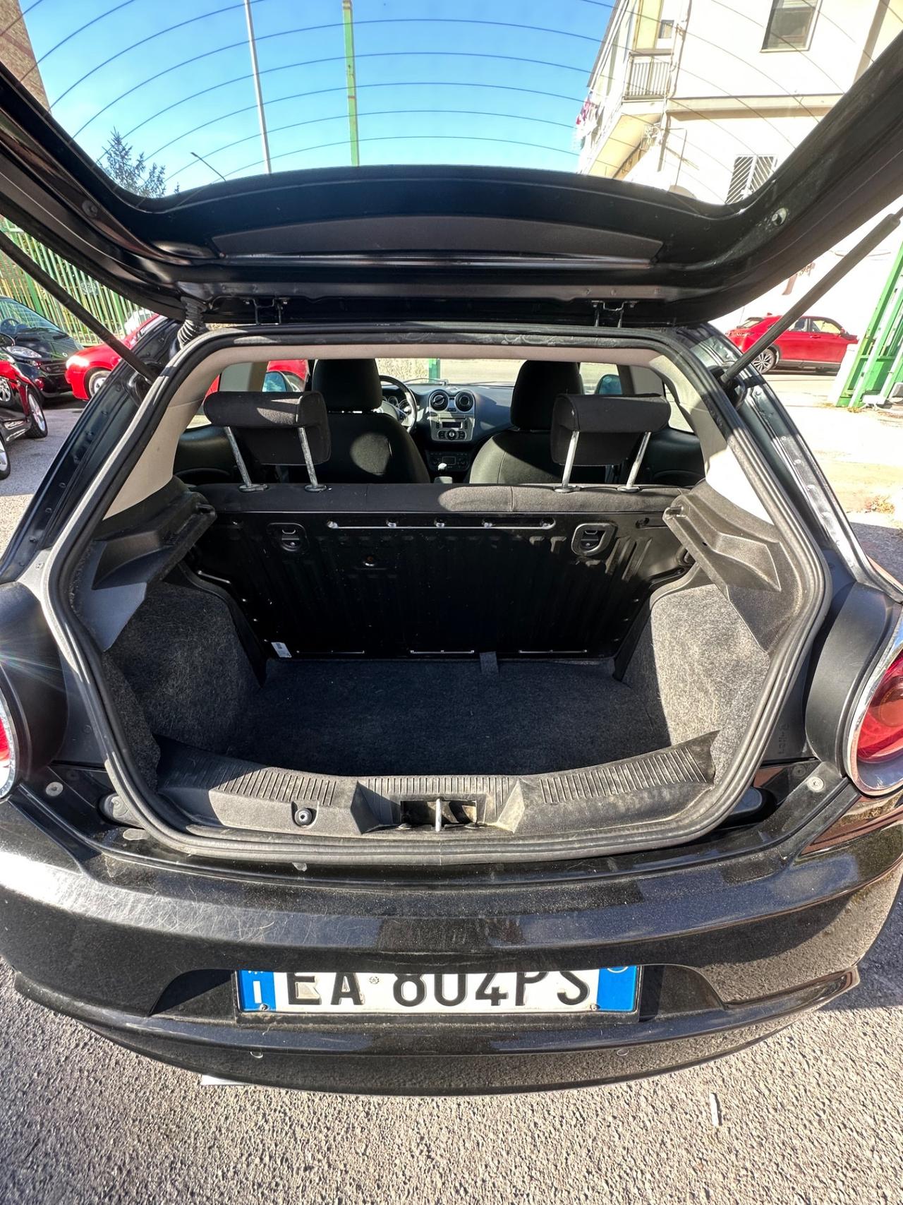 Alfa Romeo MiTo 1.6 JTDm 16V Distinctive Sport Pack