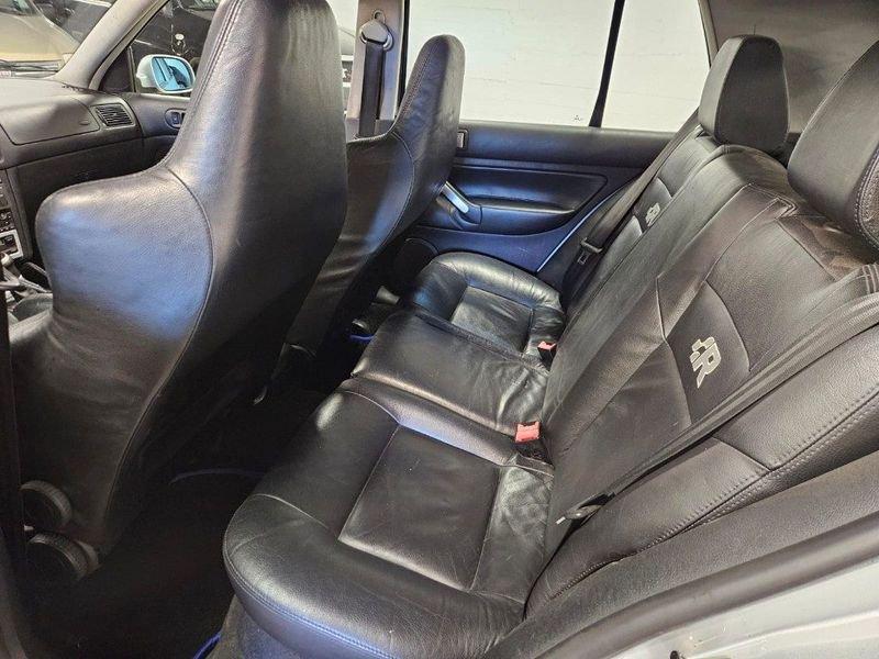 Volkswagen Golf R IV 3.2 V6 cat 5 porte R32