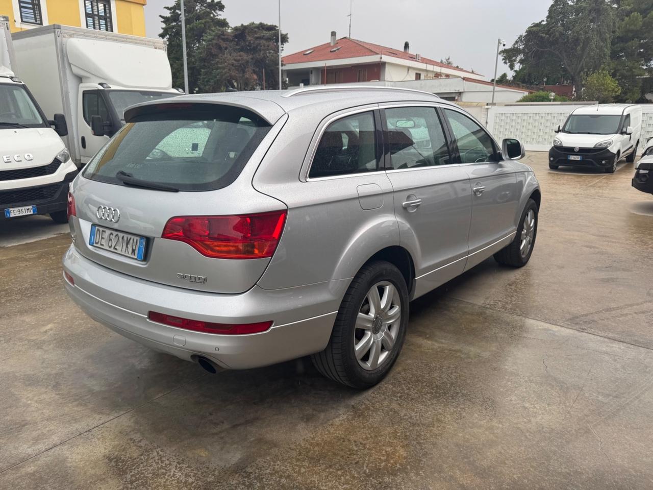 Audi Q7 3.0 V6 TDI 233CV quattro tiptronic