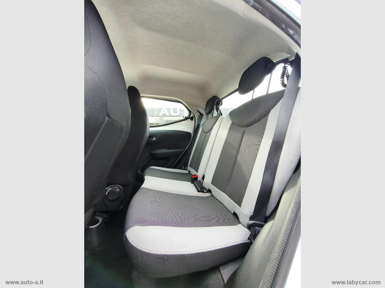 TOYOTA Aygo 1.0 VVT-i 69 CV 5p. x-pure