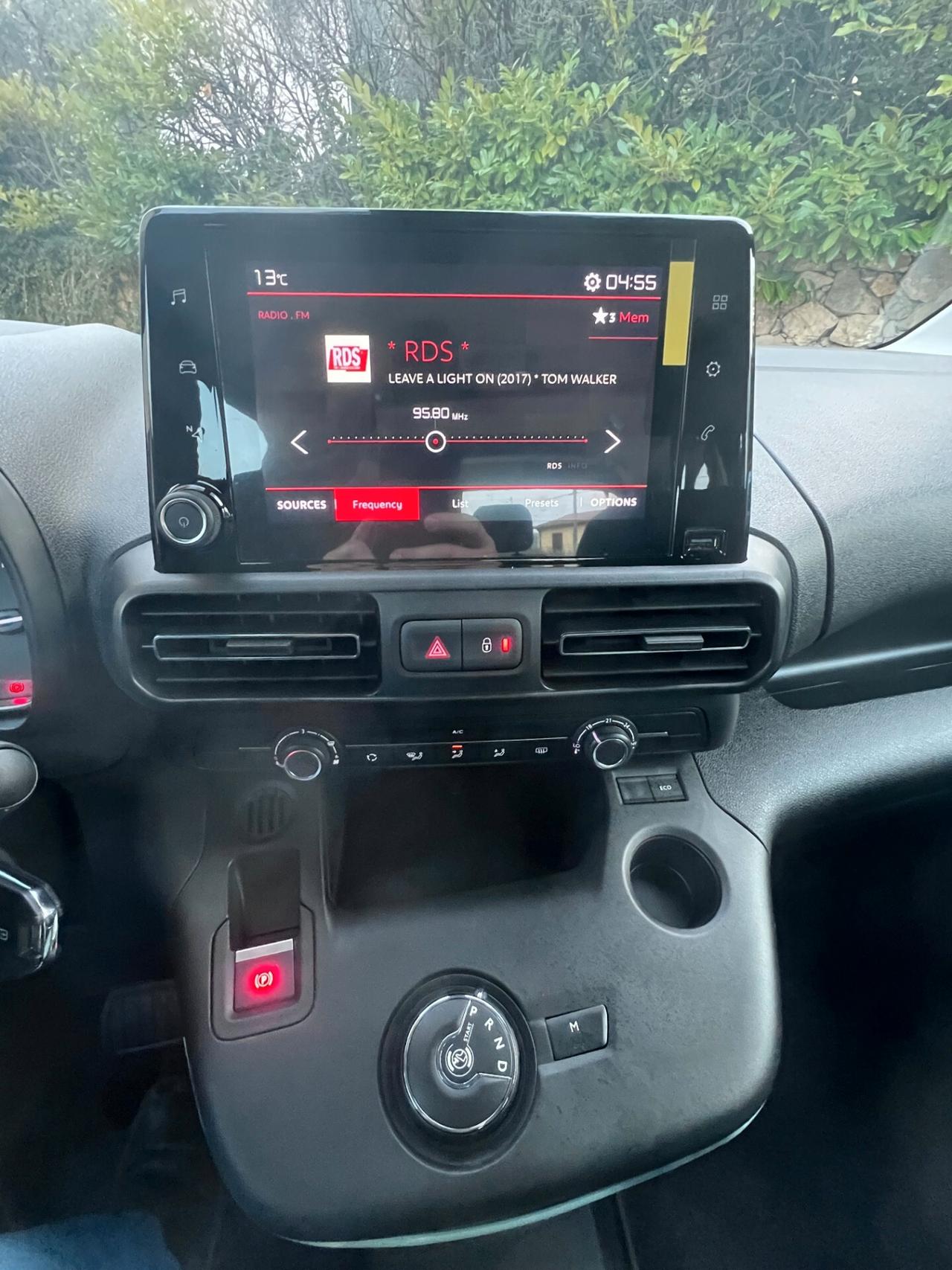 Citroen Berlingo PureTech 130 CON PEDANA DISABILI