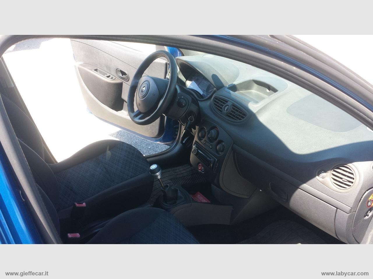 RENAULT Clio 1.2 5p. A GPL