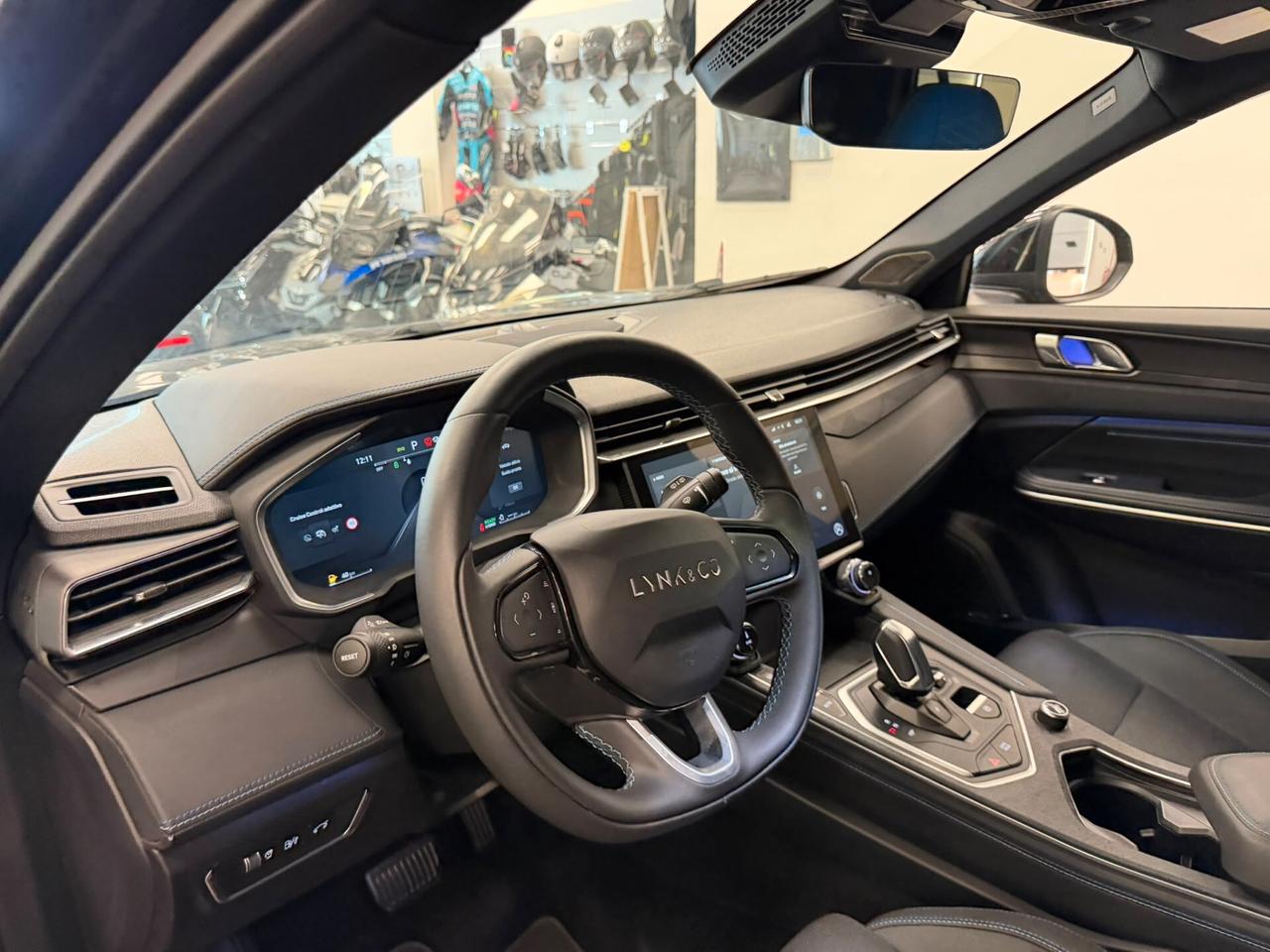 Lynk&co 01 PHEV