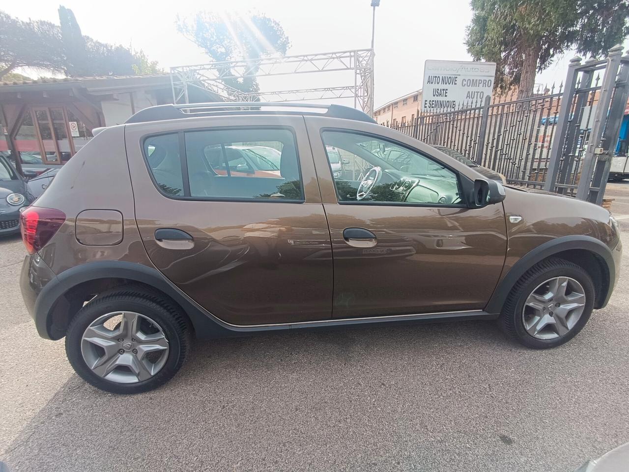 Dacia Sandero 0.9 TCe 12V 90CV Start&Stop Easy-R Lauréate