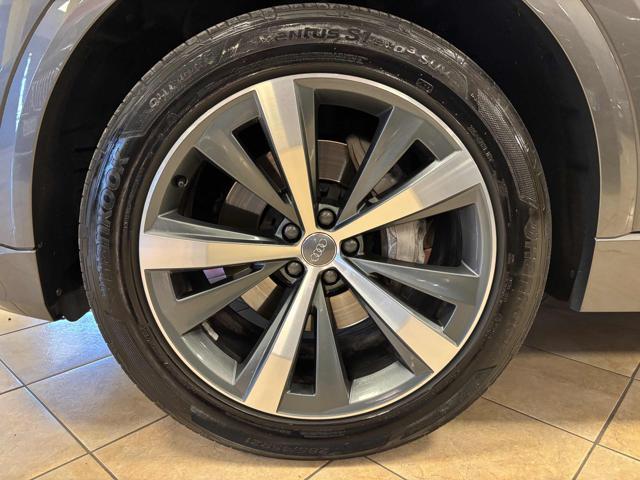 AUDI Q8 50 TDI quattro TETTO PANOR. IVA DETRAIB.!!!