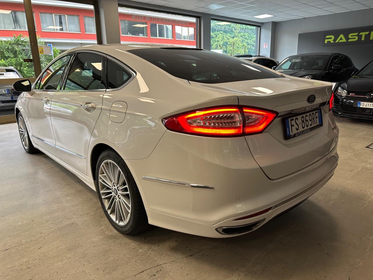 Ford Mondeo Full Hybrid 2.0 187 CV eCVT 4 porte Vignale