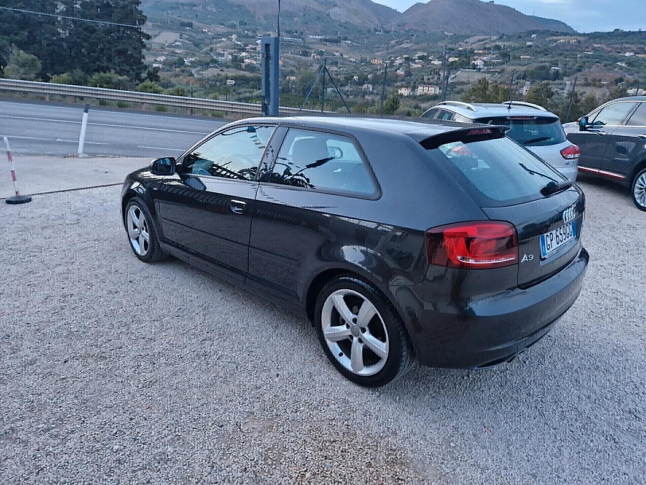 Audi A3 2.0 TDI F.AP. Ambiente SLINE PLUS 140 CV