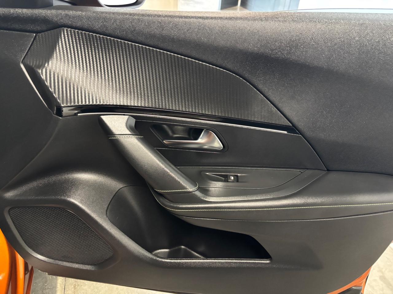 Peugeot 2008 1.2 BENZINA Allure |OK NEOPATENTATI |