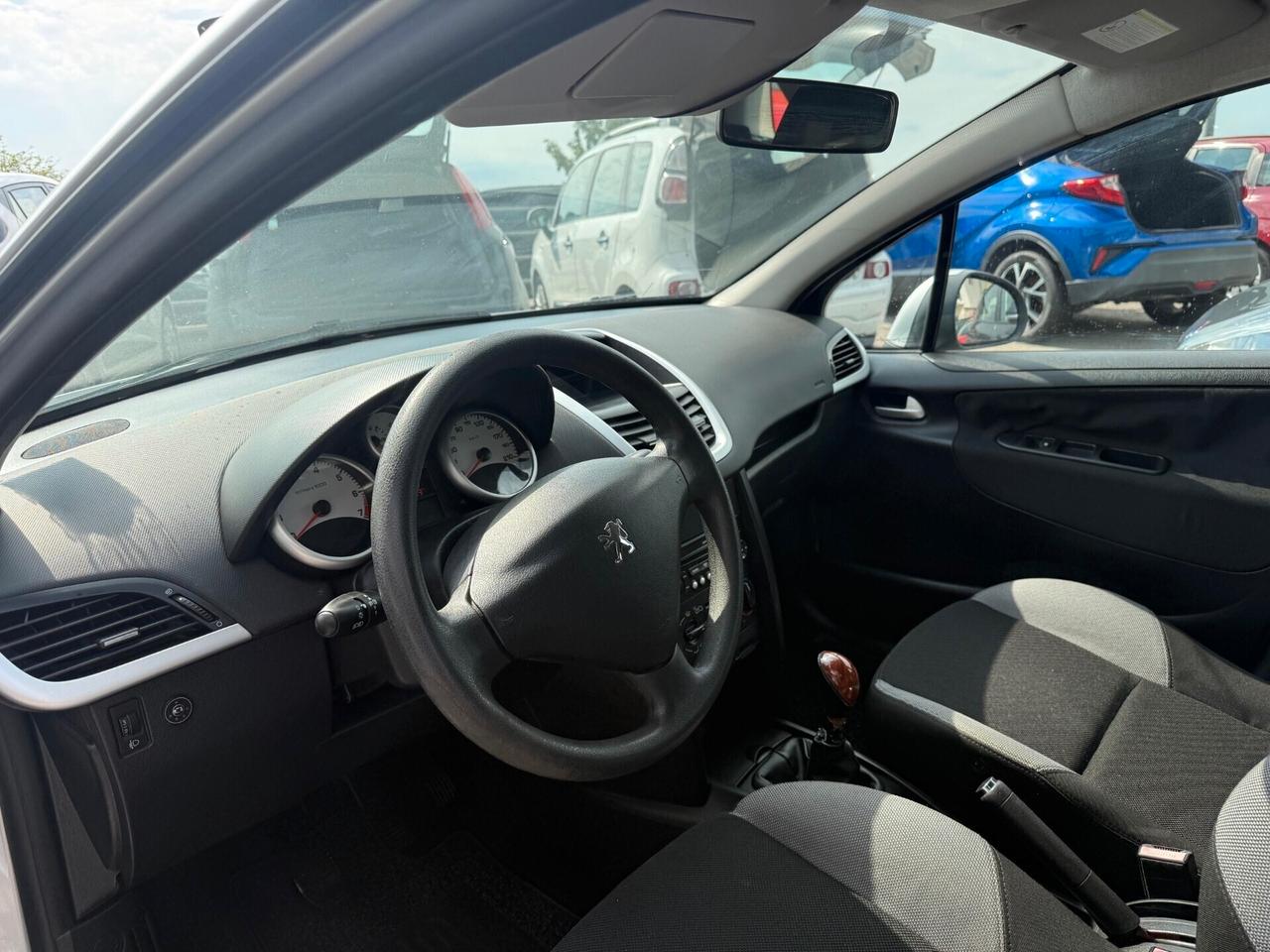 Peugeot 207 1.4 GPL Neopatentati