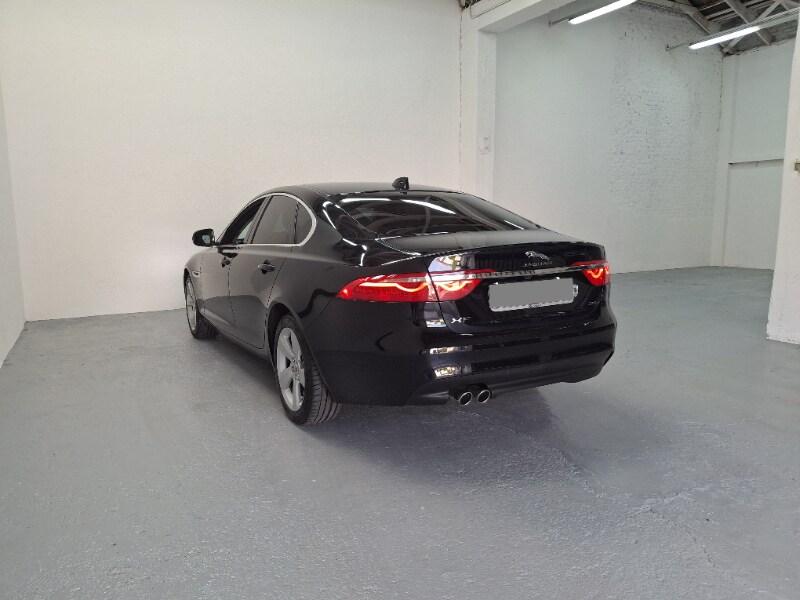 JAGUAR XF 2ª serie (X260) XF 2.0 D 180 CV aut...