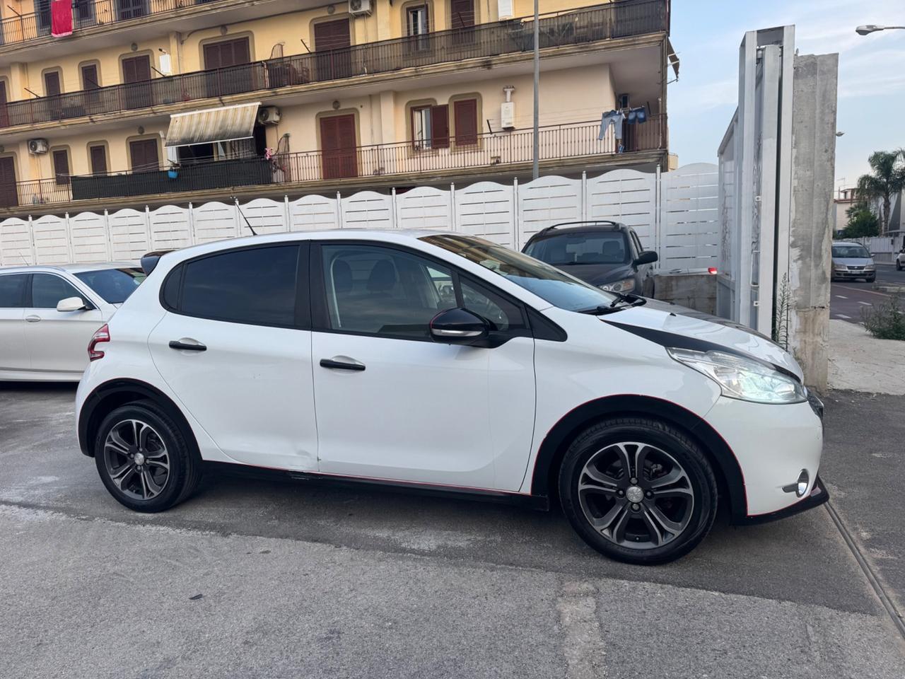 Peugeot 208 1.4 GPL 95CV Active 2014