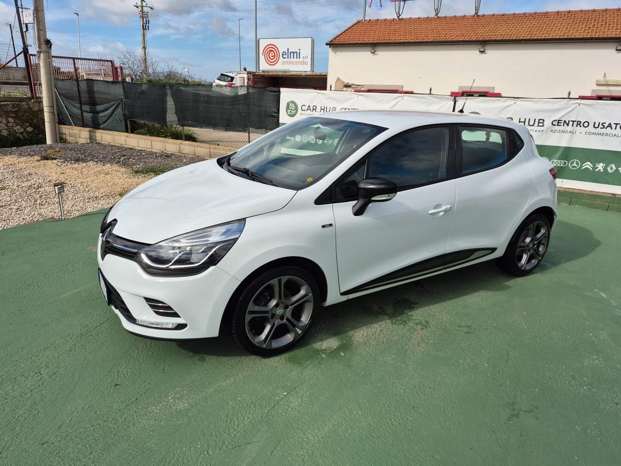 Renault Clio 1.5 dci 75 CV 5 Moschino Zen