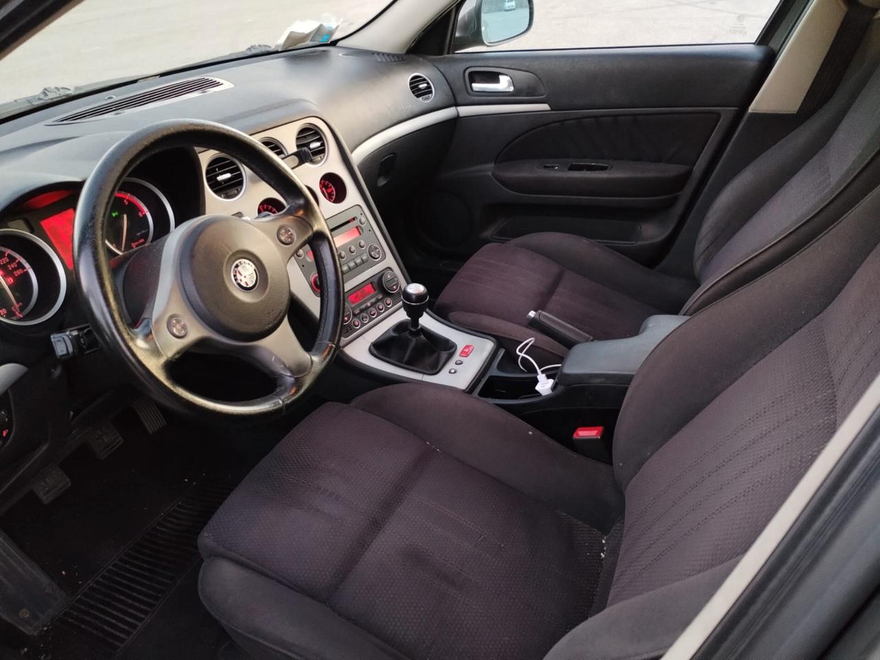 Alfa Romeo 159 1.9 JTDm Sportwagon