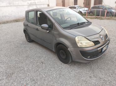 Renault Modus 1.5 dCi 85CV Dynamique