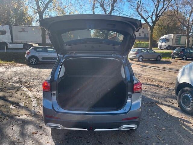 Mg ZS Hybrid+ Luxury