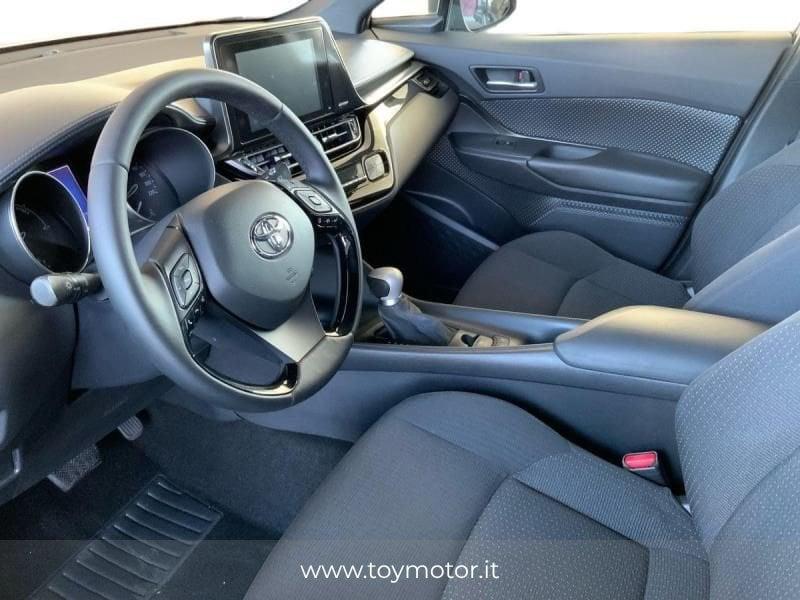 Toyota C-HR (2016-2023) 1.8 Hybrid E-CVT Active