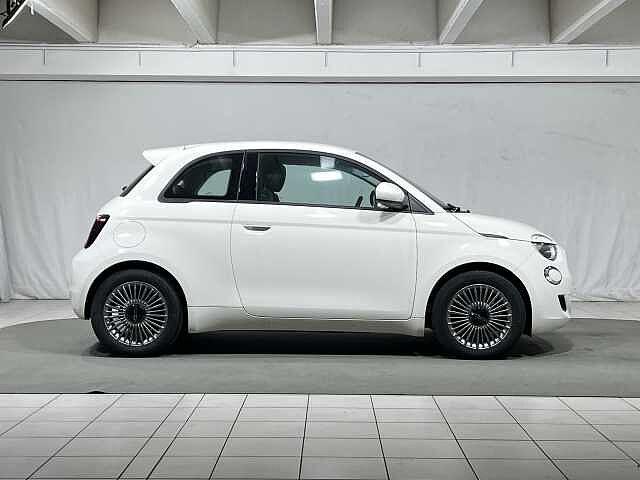 Fiat 500e Berlina 42 kWh