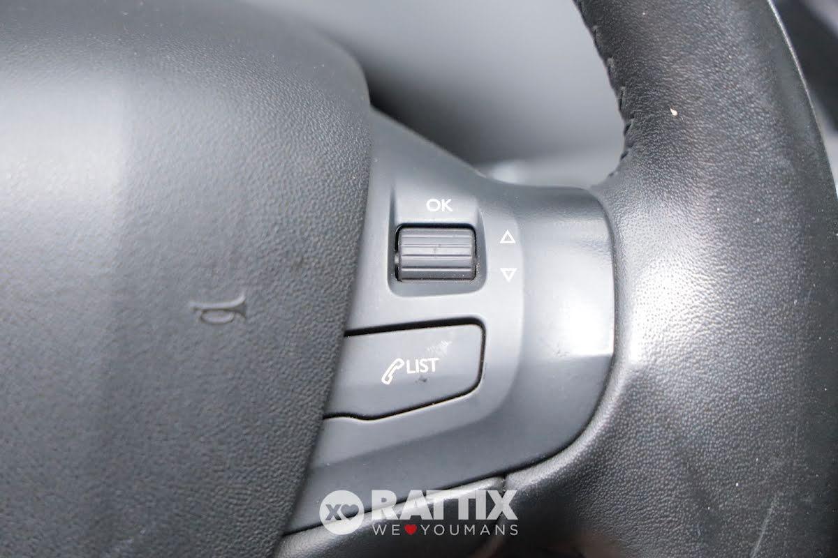 Peugeot 208 1.2 puretech 82CV Active 5p
