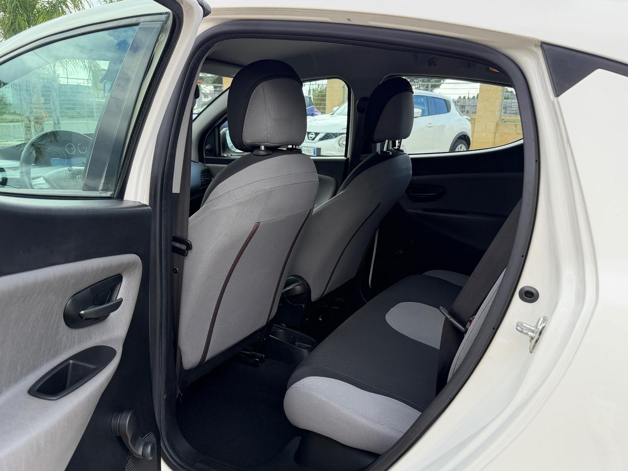 Lancia Ypsilon 1.2 69 CV 5 porte GPL Ecochic Gold