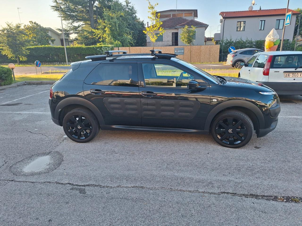 Citroen C4 Cactus BlueHDi 100 S&S Shine
