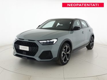 Allstreet 30TFSI 116CV S tronic Identity Contrast