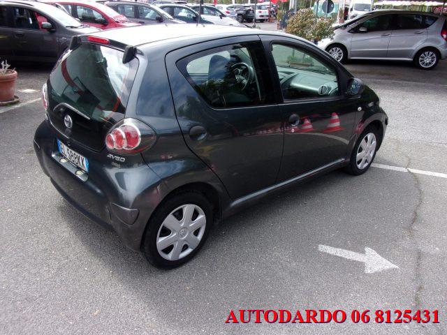 TOYOTA Aygo 1.0 12V VVT-i 5 porte Now Connect